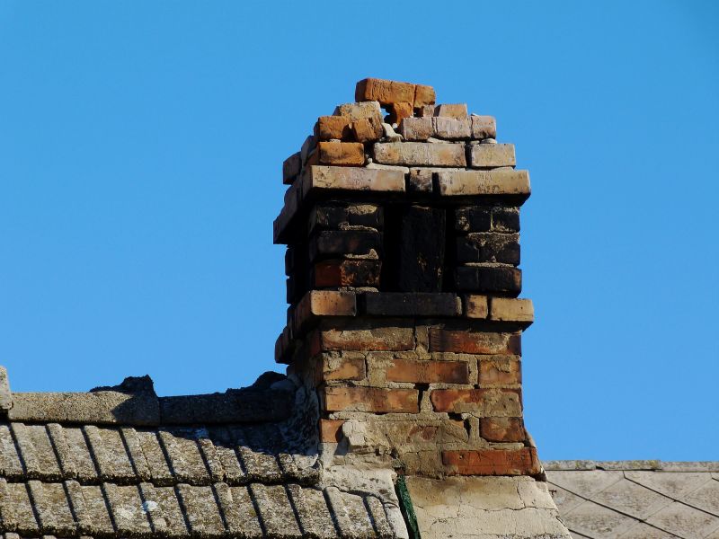 Damaged Chimney Crown